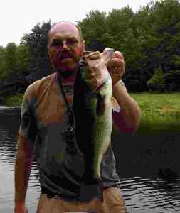 +22" NY State largemouth bass at Swinging Bridge Reservour