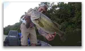 5 lbs. 6 oz. - GoPro