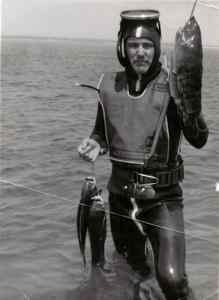 Spear fishing a wreck off Ocean city, MD.