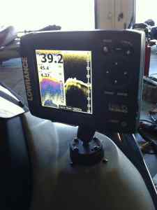 Installing a Lowrance Elite 5 Chirp 