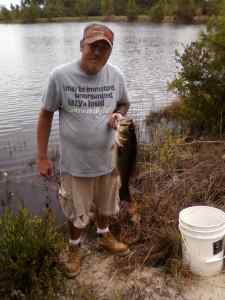 chris's 10 pound bass 9 23 2013 (2)