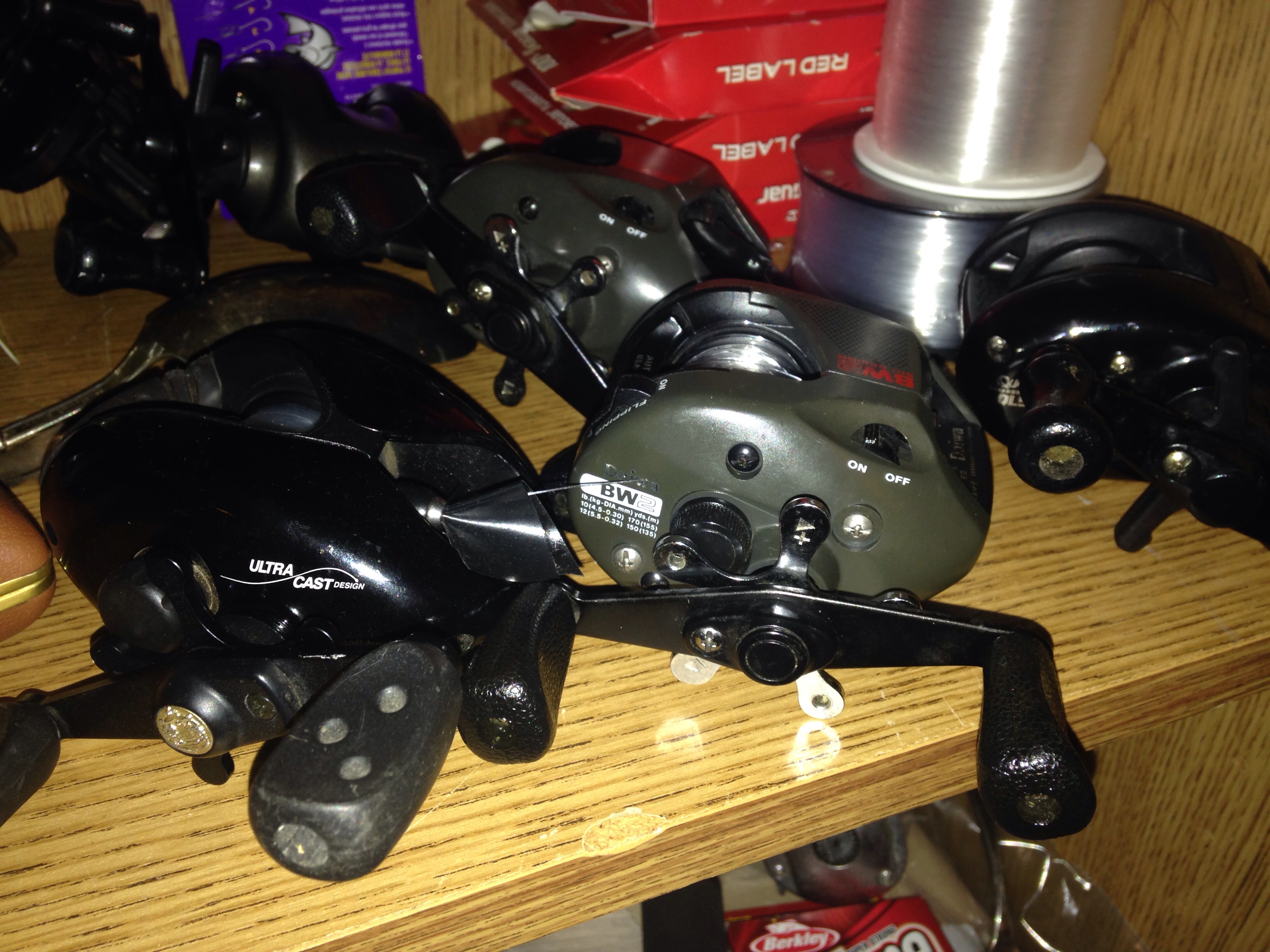 Daiwa Graphite High Speed magforce ma 1000 bass fishing reel Lot