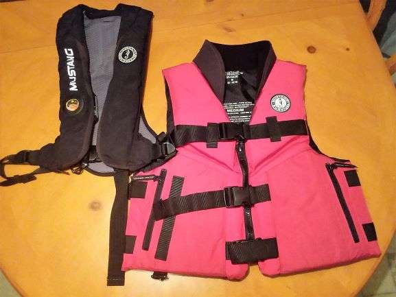 Inflatable Life Jacket - Bass Boats, Canoes, Kayaks and more - Bass Fishing  Forums