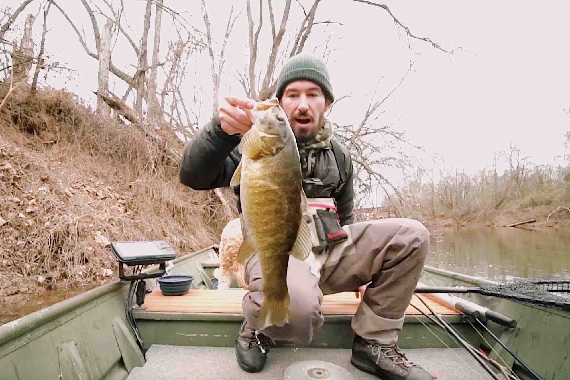 Flashy vs muted jerkbaits, Double hooking shiners, Bass still easy to catch  – Target Walleye