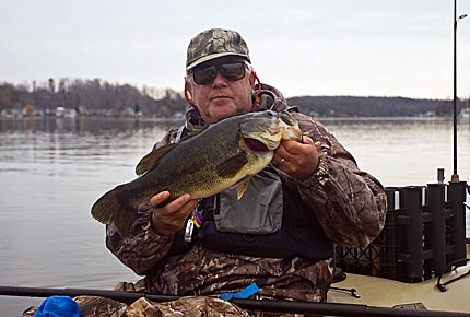 Swimbait Fishing For Big Bass! The Good, The Bad, and The UGLY (Beginners  Guide) 