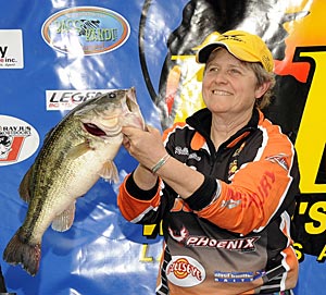 Big Fish of the day Robbie Hartline of Foristell, MO.  6.83 pounds. Photo Credit: Doug Ward