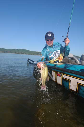 Money Lures of the Pros  The Ultimate Bass Fishing Resource Guide