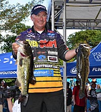 Okeechobee bass fishing tournament leader