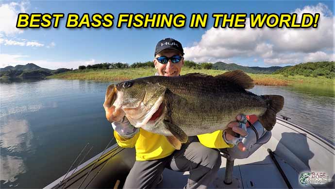 Big bass on! - Legendary Fishing