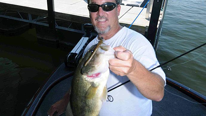Hot-Weather Worming Tactics for Bass